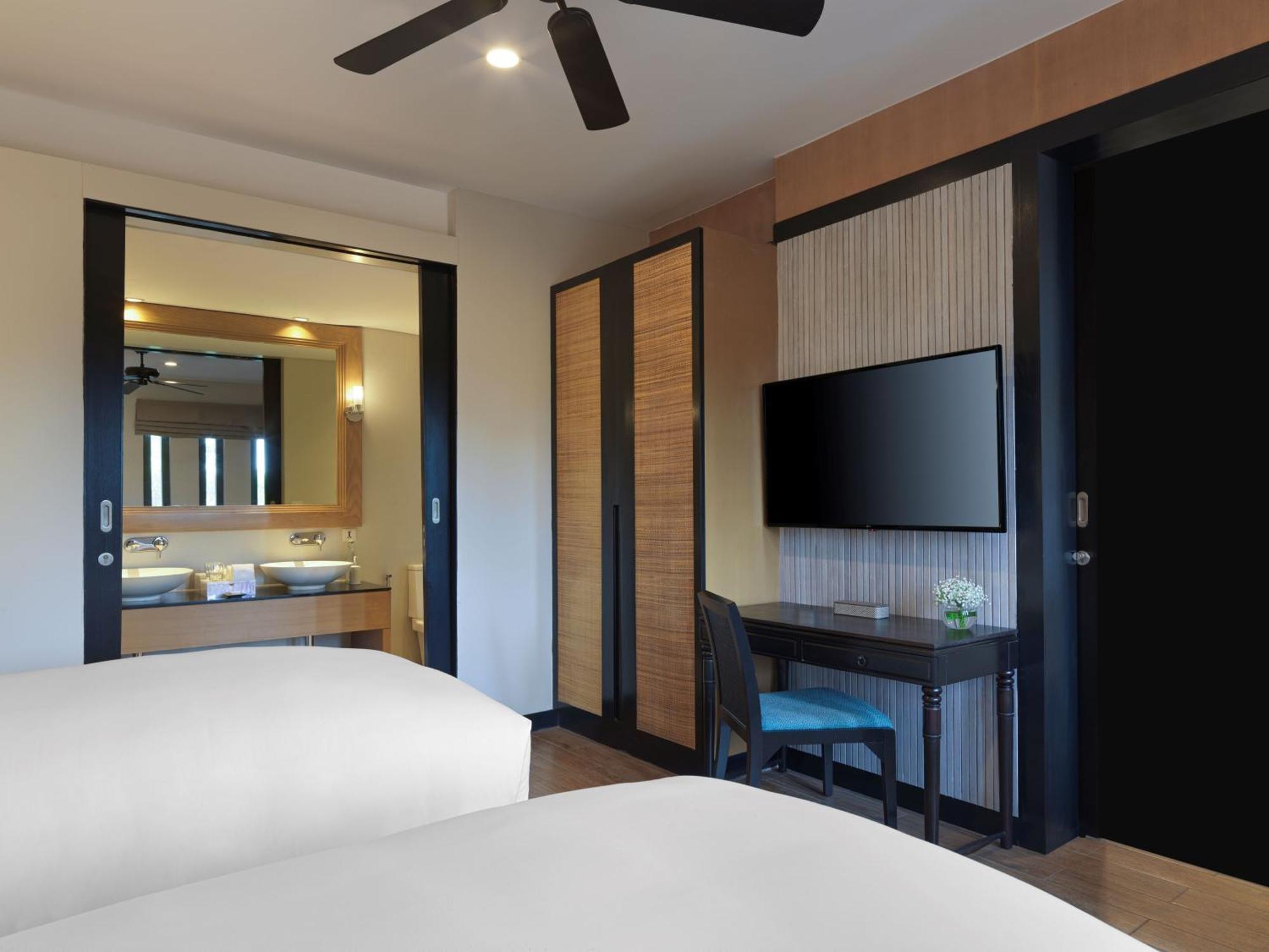Avani Plus Mai Khao Phuket Suites Exterior foto