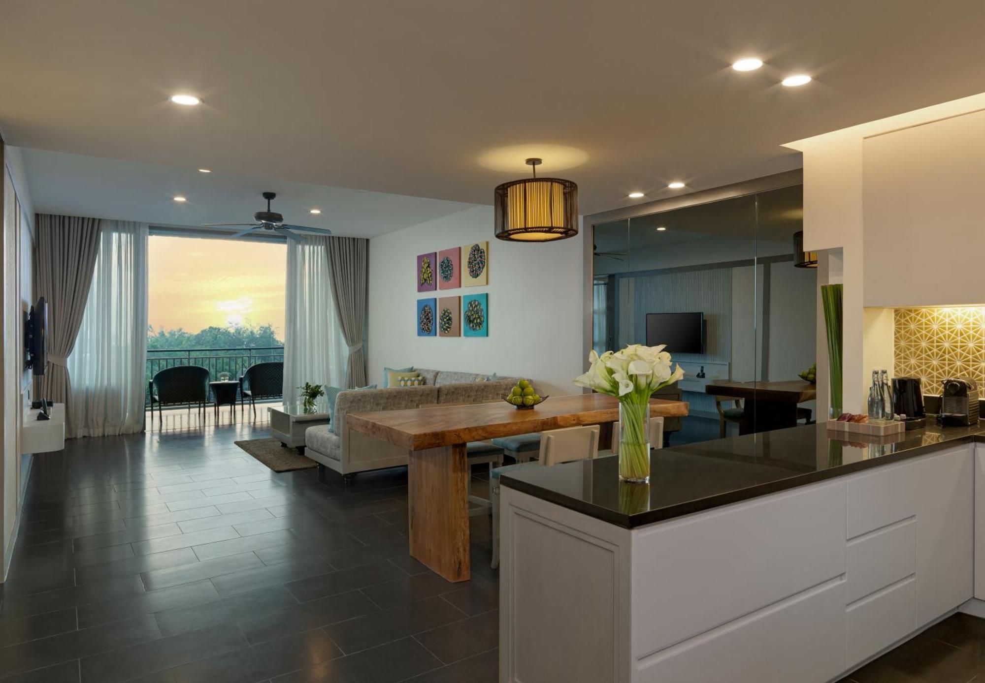 Avani Plus Mai Khao Phuket Suites Exterior foto